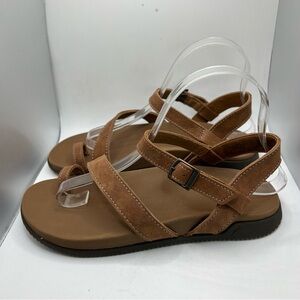 Women’s Chaco Leather Sandals Size 7